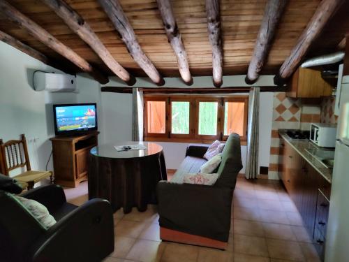 Alojamiento Rural El Molino De La Cerrada Room Type - Three-Bedroom Townhouse