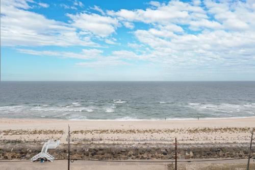 BeachWalk at Sea Bright