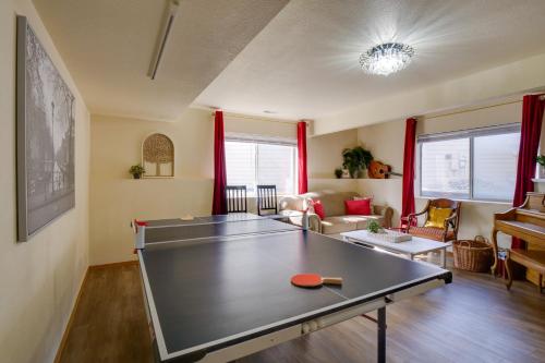Dog-Friendly Retreat with Deck in Dtwn Frisco! - image 10