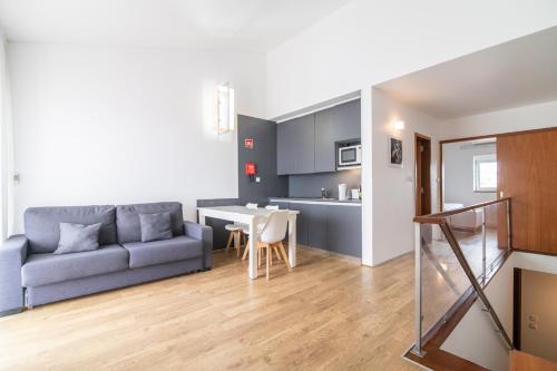 One Bedroom Apartment