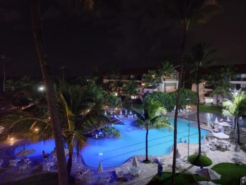 Estúdio equipado Marulhos com varanda, vista de mar e parque aquático, à beira-mar mar de Muro Alto, com wi-fi, restaurante, estacionamento e a 10' de Porto de Galinhas