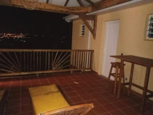 Martinique, la Ptite Maison dans la colline in Le Lamentin