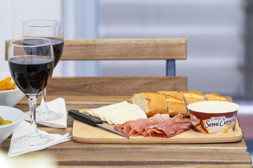 B CasaCafe Madrid Pozuelo 2 Bano Fuera de la habitacion o COMPARTIDO