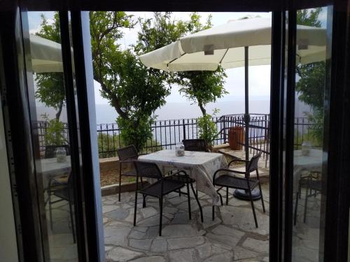  Zennova #2 Mount Athos & Sea View, Pension in Pyrgadikia