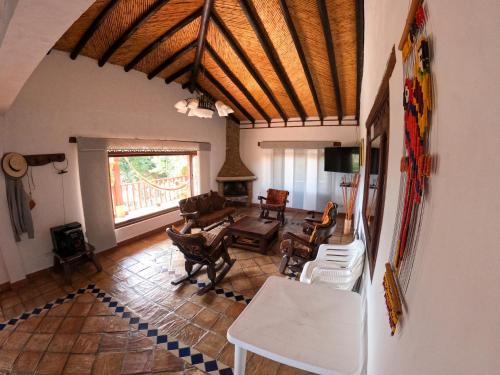 Shared lounge/TV area, casa campestre el KFIR in El Emporio
