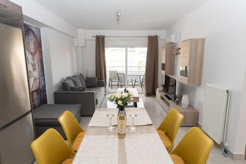 Tesis özellikleri, Fully equipped flat in Piraeus (Erm_C7) in Terpsithea-Vryoni Bölgesi