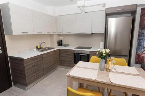 Mutfak, Fully equipped flat in Piraeus (Erm_C7) in Terpsithea-Vryoni Bölgesi