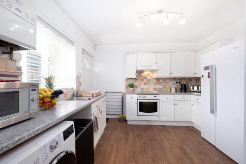 6bed Perfect stay! Contractors welcome! in Ravensthorpe