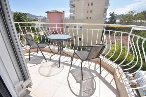 K&C Rooms- Apartments in Markópoulo
