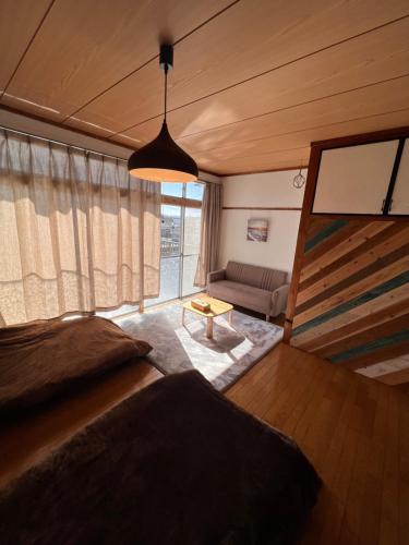 3 twin beds