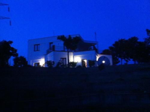  Villa San Pietro Relais & Chateaux - FraternitàGesuconfidointe in Santa Teresa di Riva