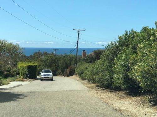 Malibu Seaside Bliss with Hot Tub and Beach & Hike nearby