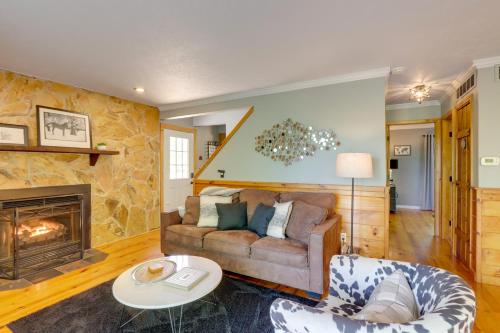 Blue Ridge Getaway with Hot Tub and Seasonal View! in Blue Ridge, USA