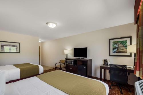 SureStay Hotel by Best Western Whittington Rend Lake - image 7