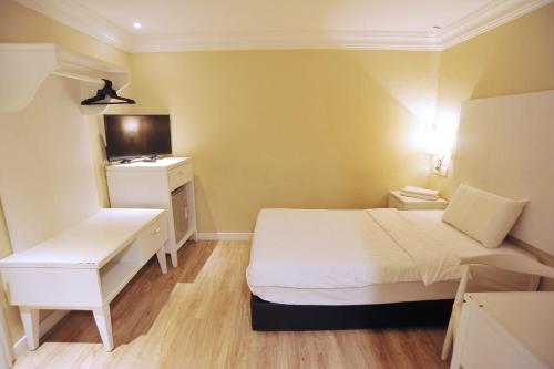 hotel photo