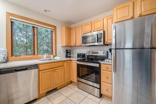 Boyne Mountain Getaway, Unit A