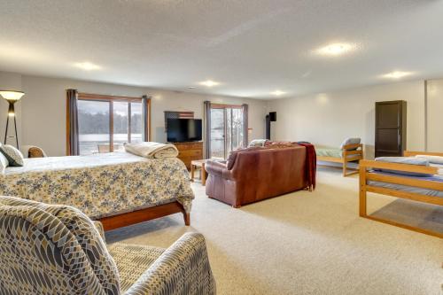 Private Lakefront Cabin w/ Hot Tub, Deck & Views in Spicer