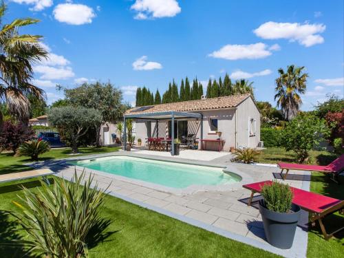 Nice holiday home in Provence-Alpes-Côte d'Azur with pool - Location saisonnière - Gonfaron