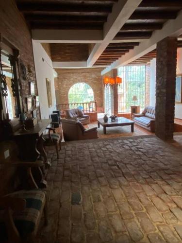 Hermosa Casa Campestre con Piscina y Jacuzzi in Silvania