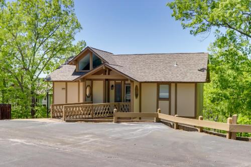 Osage Beach Vacation Rental with Deck and Grill