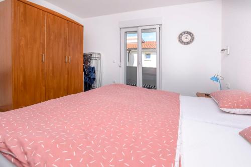 Two-Bedroom Apartment with Terrace image 5