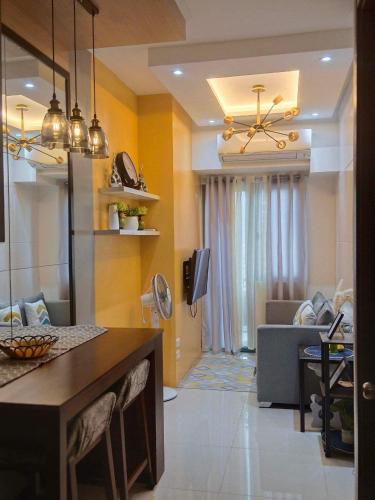 Fame Residences T1 Family Suite 1507, Manila