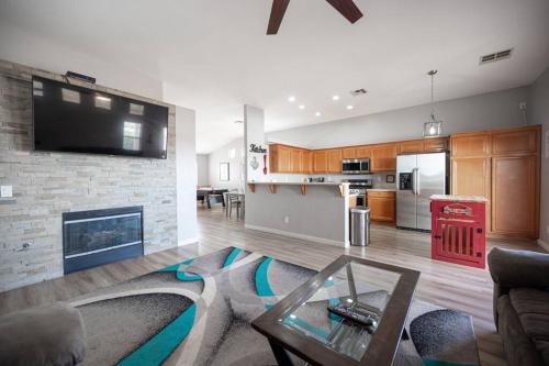 Gorgeous Las Vegas home with RV parking detail