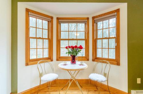 Villa Verde B&B, Greenwood Lake, NY in Monroe, USA