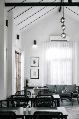 ห้องอาหาร, ปาลิล แฟมิลี่ คอทเทจ (Palin Family Cottage) in ใจกลางเมือง