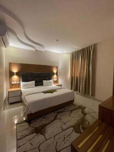 Orient House, Hail (foto 3)