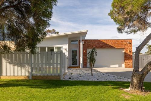 Holiday Home image 8