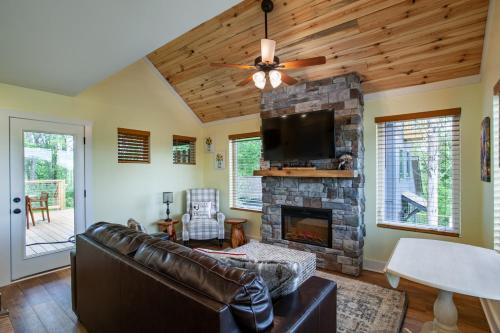 First Love Hot Tub Grill Fireplace photo 4