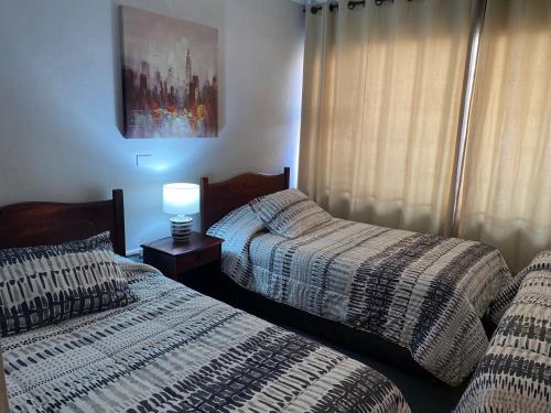 3 twin beds
