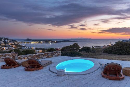 Syros Grace eco-Villa with Jacuzzi & Stuning Views