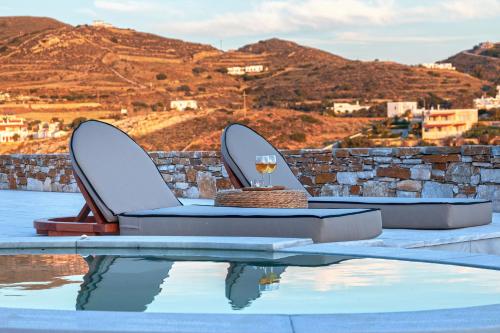 Syros Grace eco-Villa with Jacuzzi & Stuning Views