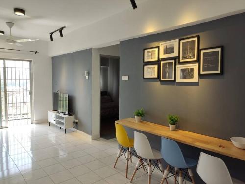 Cozzzzy Stay next to Axiata Arena, Bukit Jalil near National Sports Complex