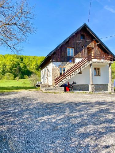  Guest House Plitvice Waterfall in Jezerce