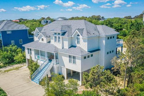 Shell Yeah! - Corolla, Whalehead, Beach 380 Yds, Elevator, Pool, Hot Tub, Pool Table, Corolla