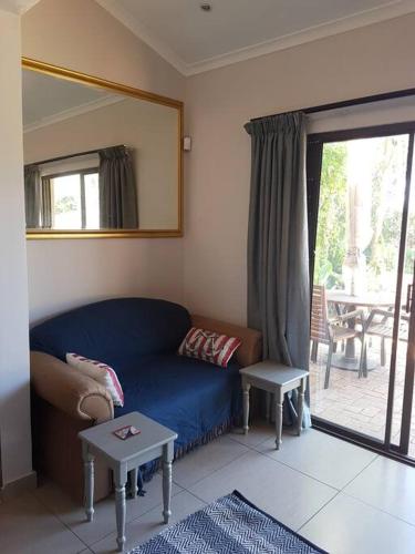 1 Bedroom apartment in Chakas Rock Ballito - image 2
