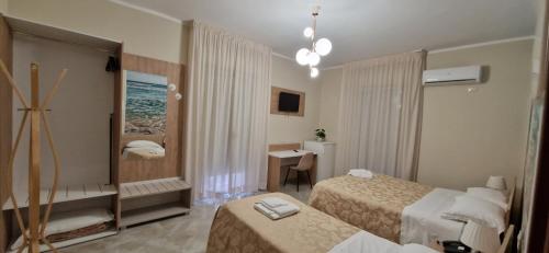 Hotel Sole Room Type - Standard Triple Room with Sea View
