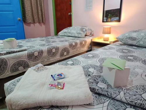 Guestroom, Ianka & Enio Dream Suites in Digos