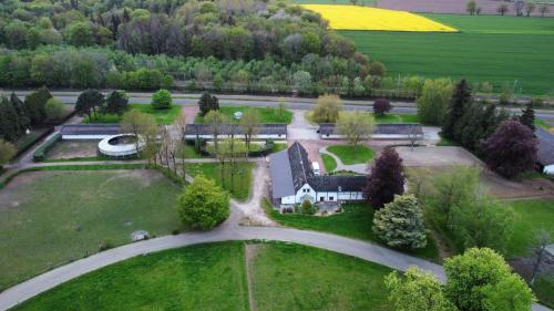 Gite Haras du Bois de Formerie in Mureaumont