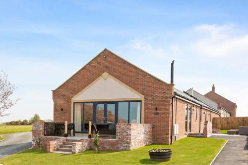 4 Bedroom Barn conversion in Beamish County Durham, Дарем