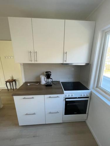 Lovely 2 bedroom apartmen with free parking in Flesland