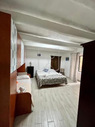 Apartment - Separate Building image 5