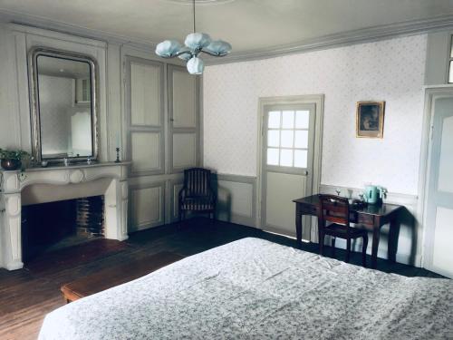 1 queen bed