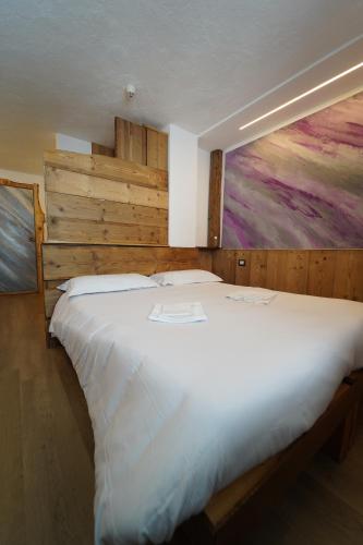 Hotel lo Stambecco - main image
