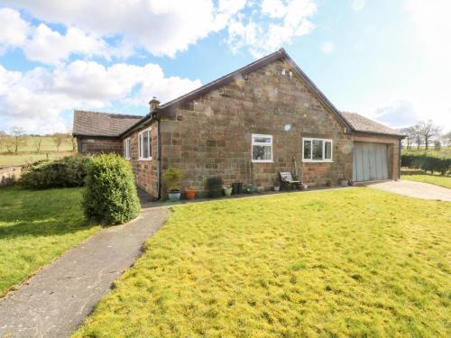 Hawksbridge Bungalow - Macclesfield