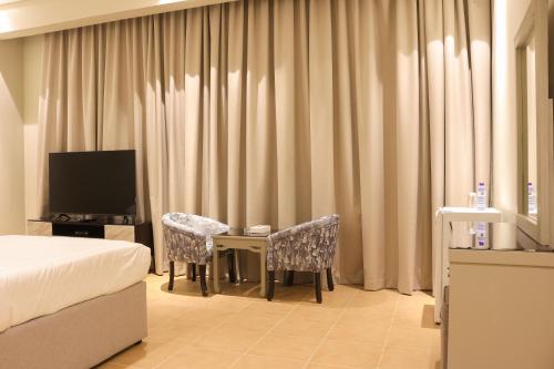 Super OYO Capital O 111 Infinity Suites