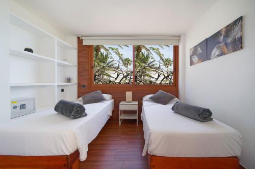 Apartamentos Cocoteros - main image